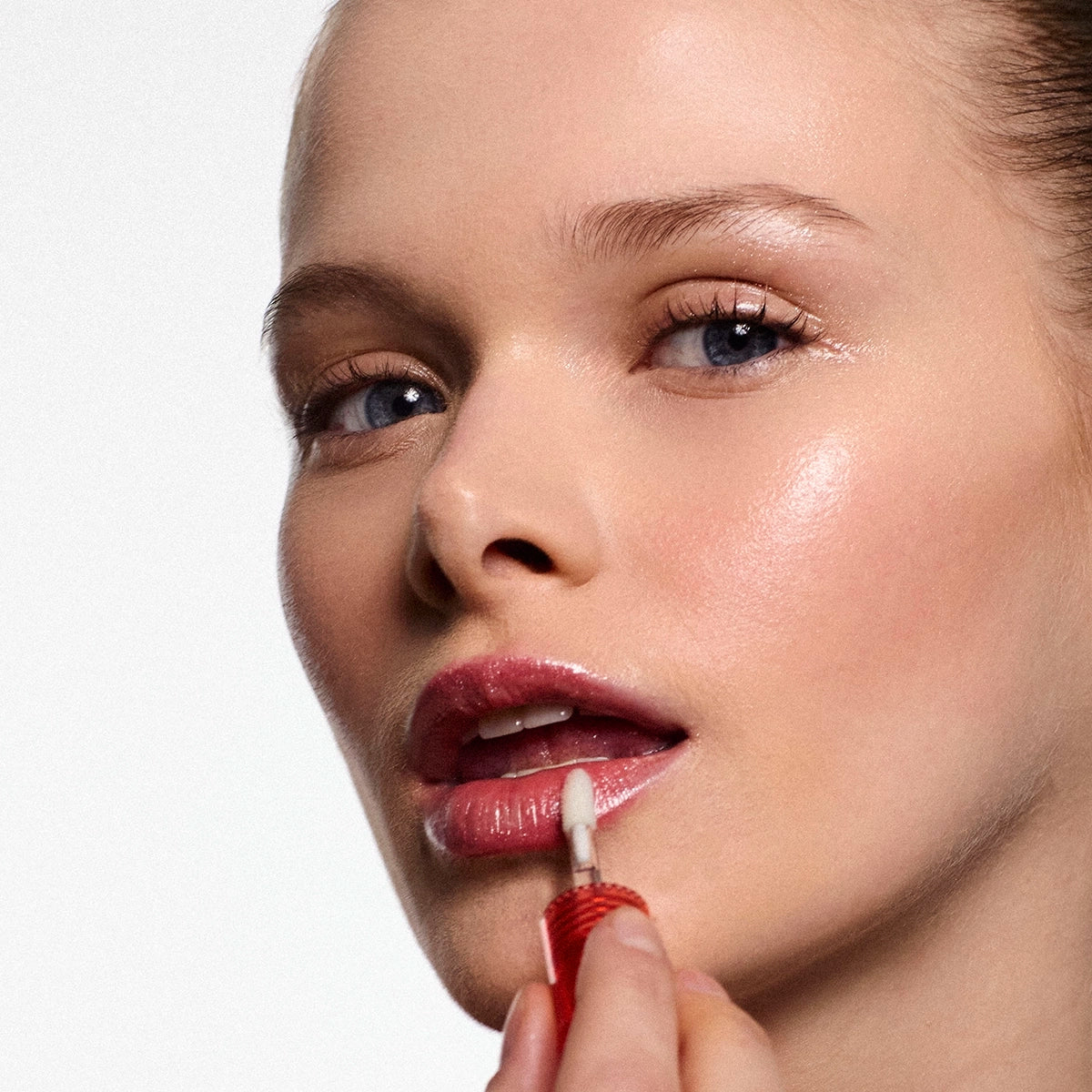 SHIMMER GLOSS